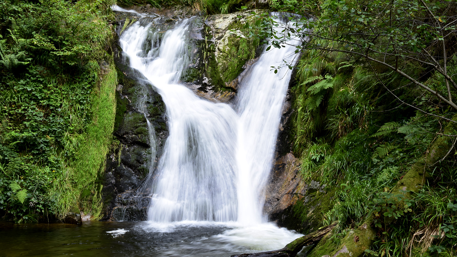 sommer_wasserfall2